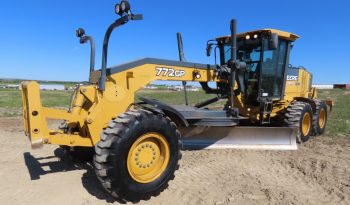 2010 John Deere 772GP